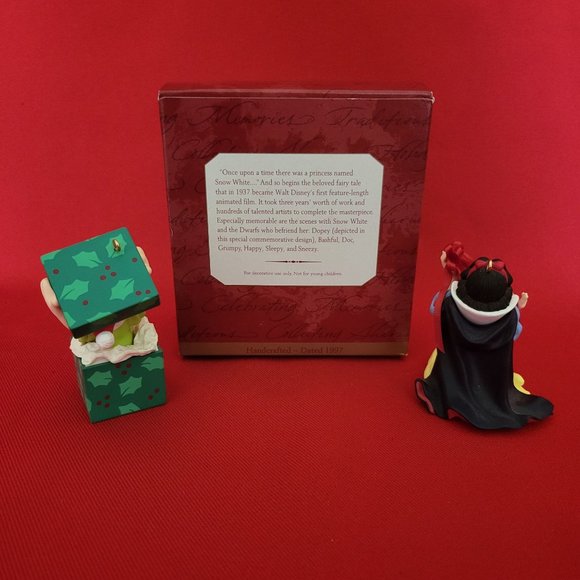 Hallmark Snow White & Dopey Dwarf Set of 2 Ornaments Anniversary Edition 1997 - Picture 4 of 12